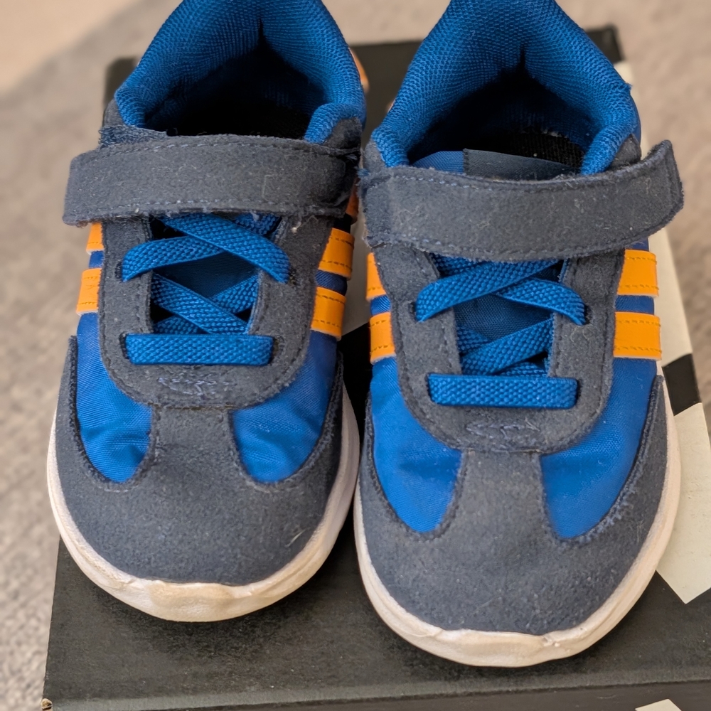 adidas Kids Run 2.0